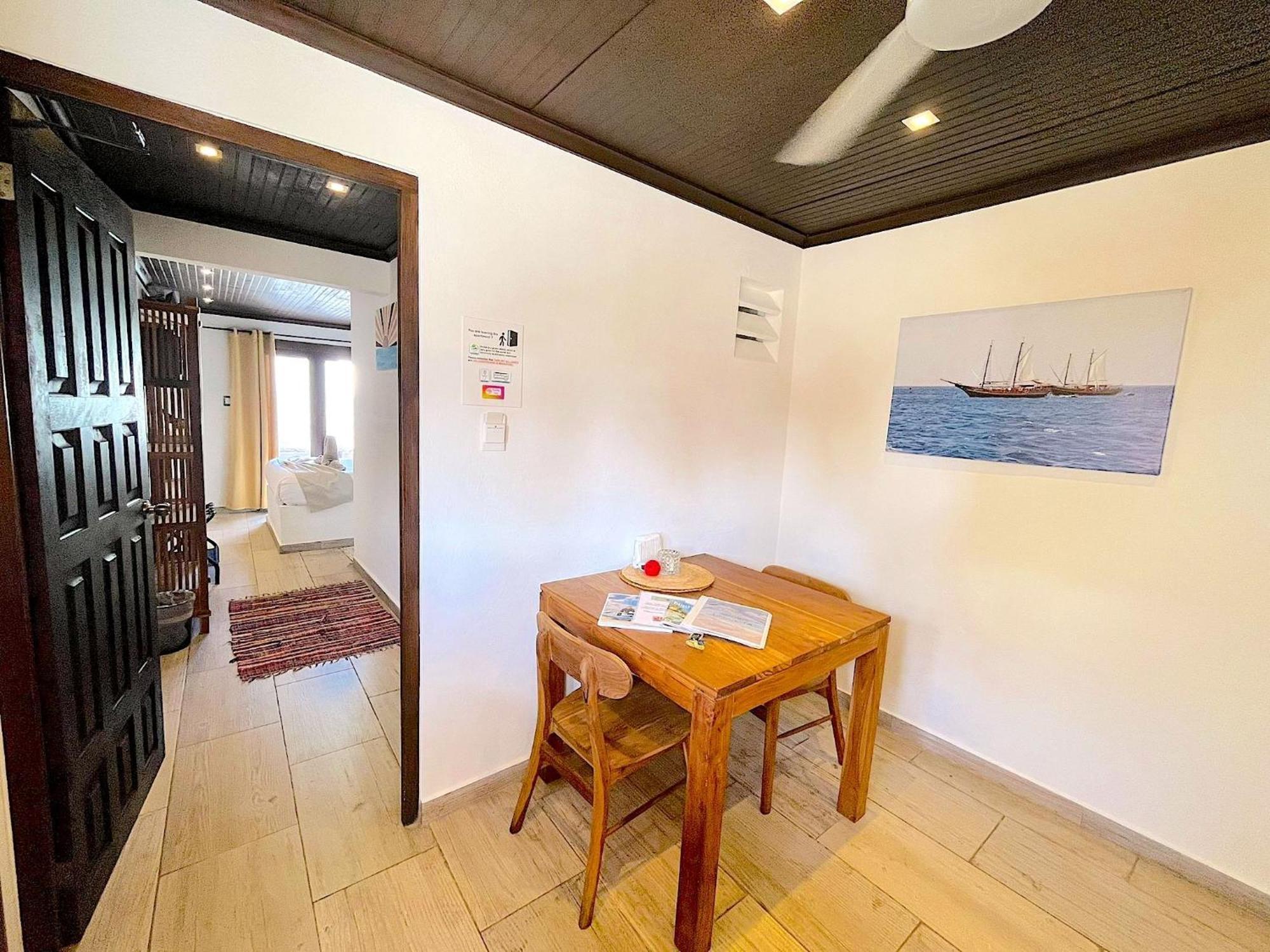 パームビーチ Aruba Lagunitaヴィラ 部屋 写真
